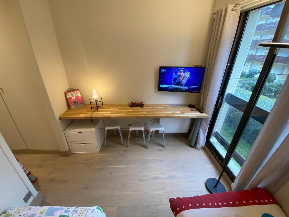 Magnifique Appart Standing Face Mer Centre A Pied Apartment Deauville Bagian luar foto
